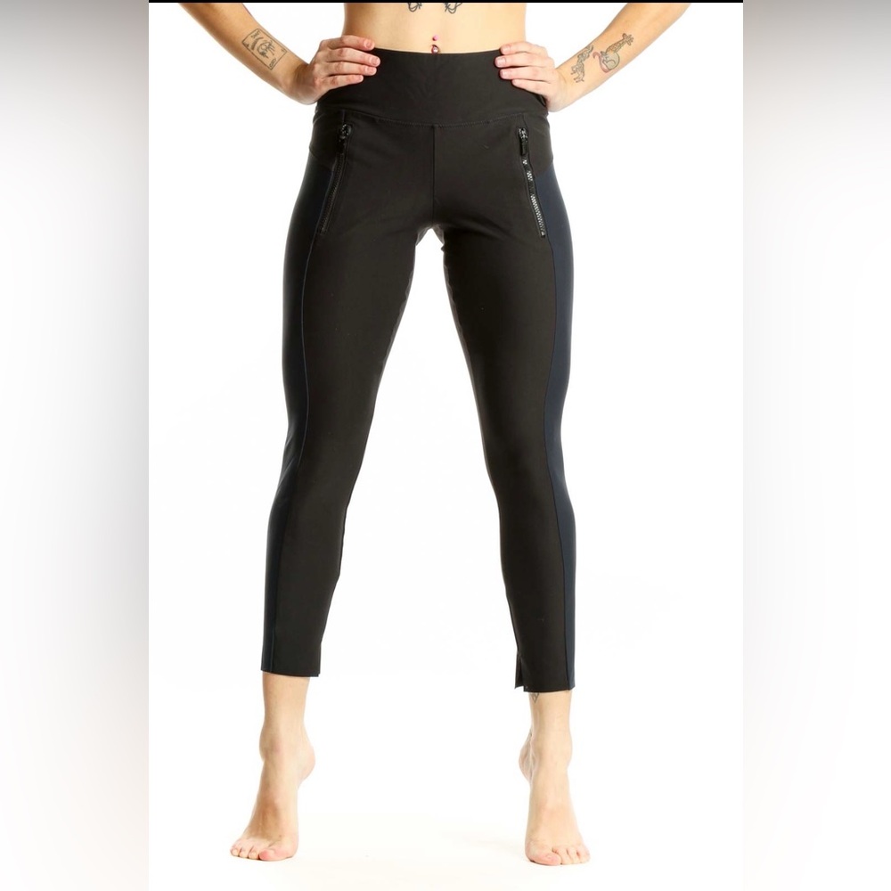 Athleta Black Zip‑Pocket Leggings – High Rise, Size S
